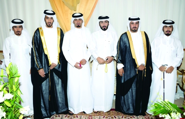 "علي وسعيد وطالب عبدالله عفيفة وجارالله المري والعريسان"