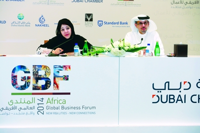 "ريم الهاشمي وبو عميم خلال المؤتمر الصحافي أمس البيان"