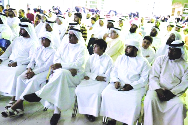 "خلال اجتماع مدرسة أحمد بن راشد مع أولياء أمور الطلبة البيان"