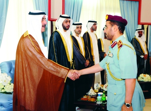 ".. وعناصر الشرطة"