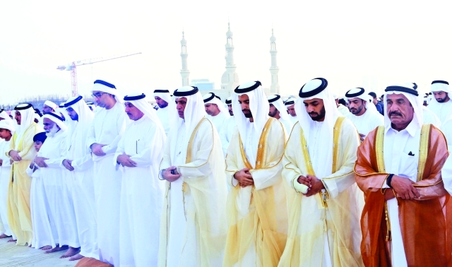 "وسموه بحضور محمد بن سعود خلال أداء صلاة العيد"
