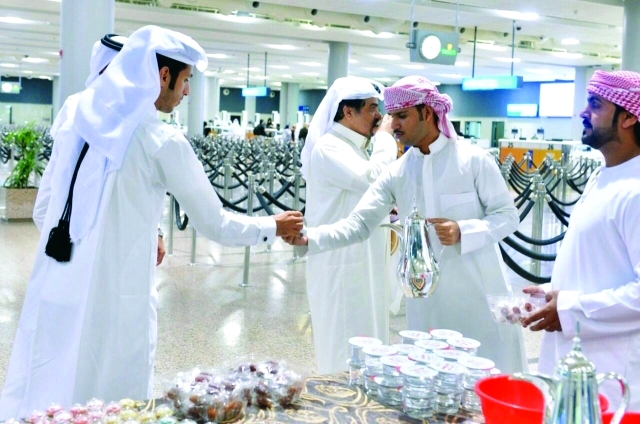 "القهوة العربية واستقبال حافل للضيوف"