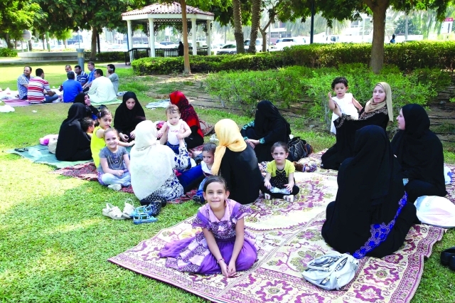 "حدائق أبوظبي توفر مرافق عديدة لاستمتاع الأطفال ( تصوير – مجدي أسكندر)"