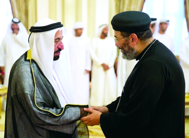 "سلطان القاسمي خلال استقباله المهنئين \t\t\t\t\t\t وام"