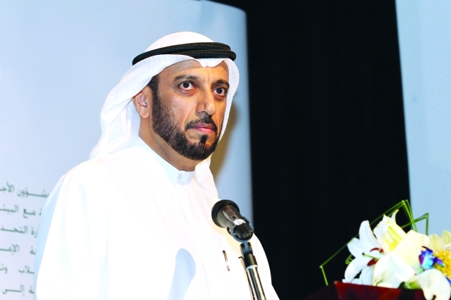 "محمد المري"