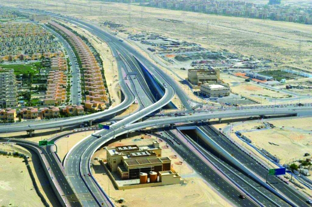 "الشارع يحقق انسيابية عالية للمركبات من المصدر"