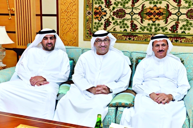 "سلطان المنصوري وعبدالرحمن العويس وراشد بن فهد"