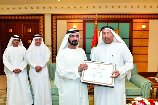 "..ويكرم سلطان ناصر السويدي"