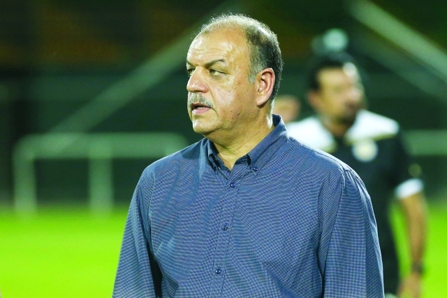 "عدنان حمد"