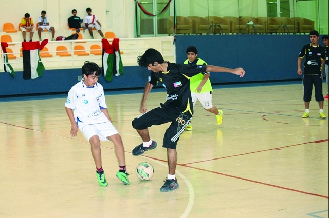 "صالات الناشئة"