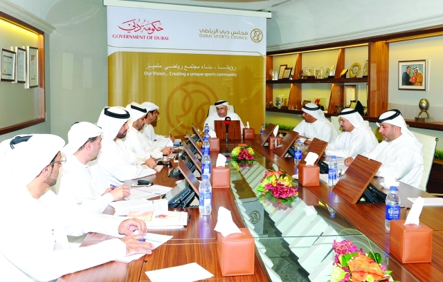 "المجلس التنفيذي لمجلس دبي الرياضي خلال الاجتماع البيان"