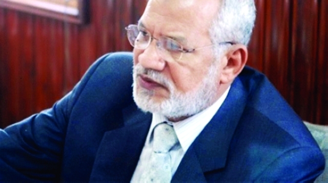 "حامد أبو طالب"