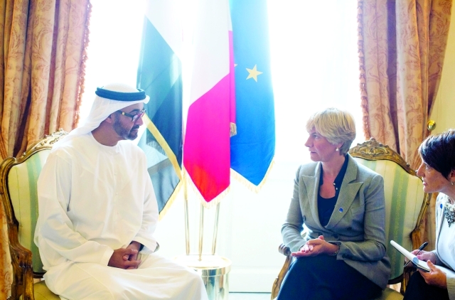 "سموه خلال جلسة المباحثات"
