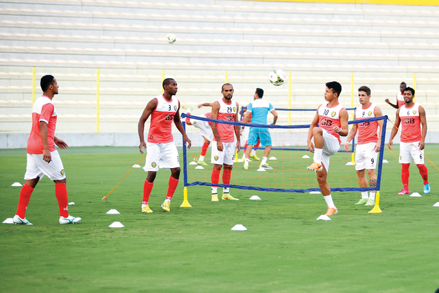 "جانب من تحضيرات الوصل استعداداً للمباراةالبيان"