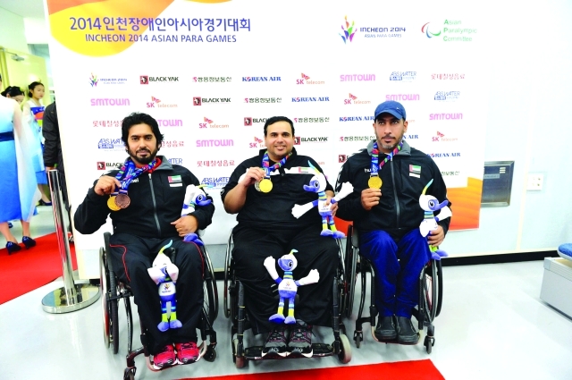 "نجوم منتخب الرماية يستعرضون الذهبية"