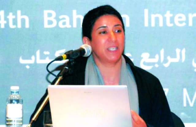"جميلة حسون: يمكننا أن نحرم الشخص من أي شيء إلا المعرفة"