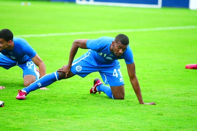 "بدر ياقوت في تدريبات سابقة مع النصر البيان"