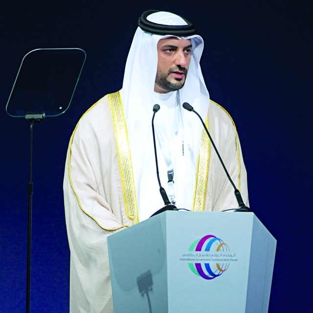 "سلطان بن أحمد القاسمي يتحدث خلال اللقاء"