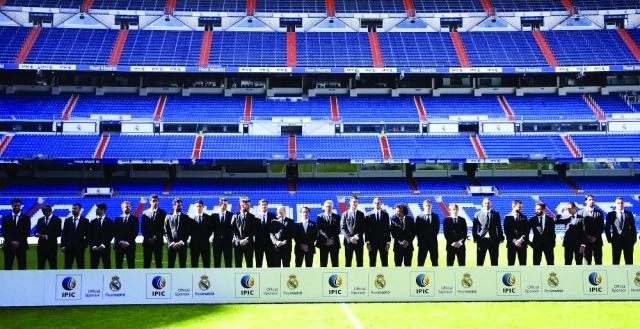 "حفل توقيع الشراكة في ملعب سنتياغو بحضور نجوم ريال مدريد \t إي بي ايه"