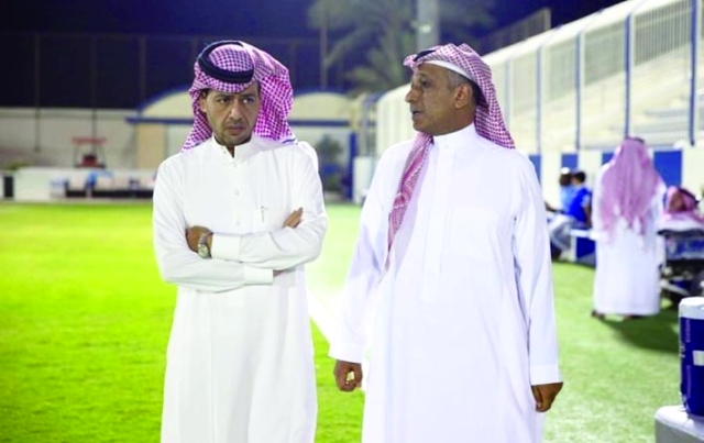 "الحميداني\"يسار الصورة\" قد يواجه عقوبة الإيقاف\t البيان"