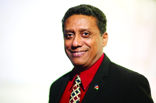 "نائب رئيس جمهورية سيشل"