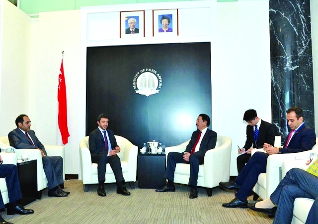 "وسموه خلال لقائه نائب رئيس الوزراء السنغافوري وام"