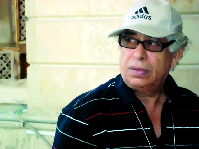 "المخرج قاسم حول"