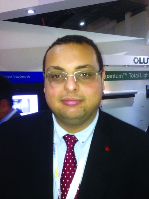 "عادل الساويريس"