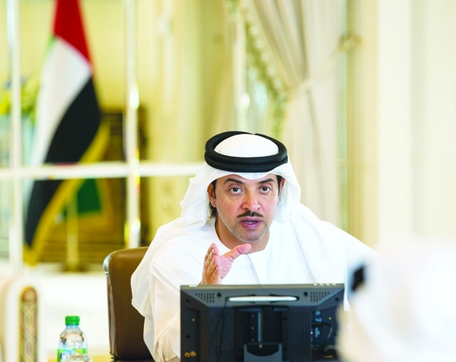 "هزاع بن زايد متحدثاً"