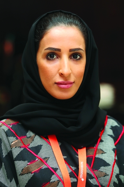 "مريم الملا"