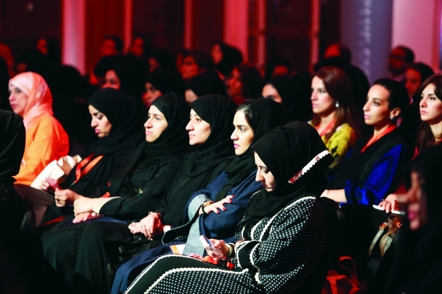 "المنتدى شهد إقبالاً كبيراً من الشخصيات النسائية الإماراتية والعربية تصوير : عمران خالد"