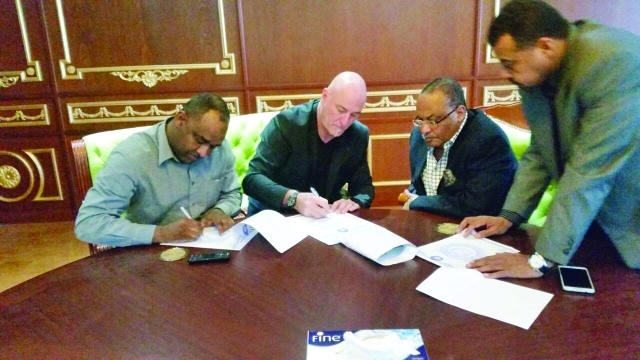 "البلجيكي باتريس اوسميس يوقع عقد تولي مهمة تدريب الهلال البيان"