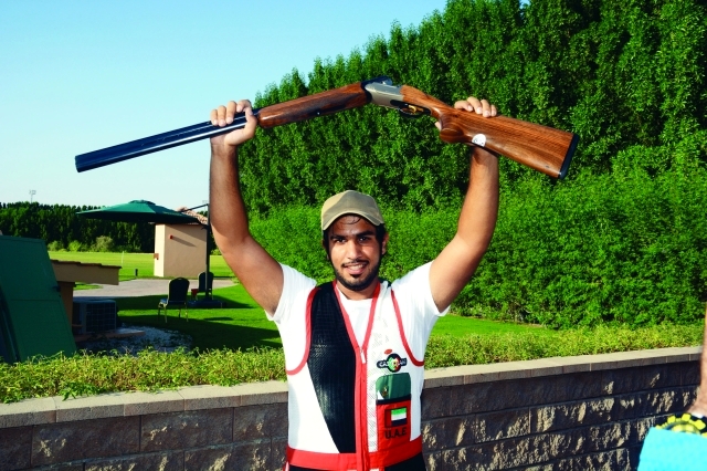 "عبد الله بوهليبة يحتفل بالإنجاز الكبير"
