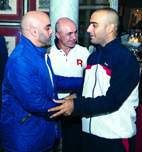 "دعيج خلال لقائه مع كابتن المنتخب جابر جاسم"