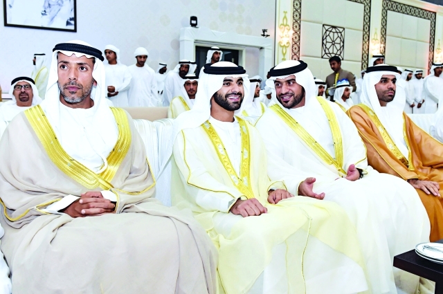 "منصور بن محمد بن راشد وأحمد بن طحنون"
