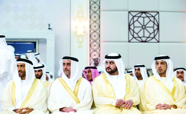 "مكتوم بن محمد ونهيان وسيف ومنصور بن زايد"