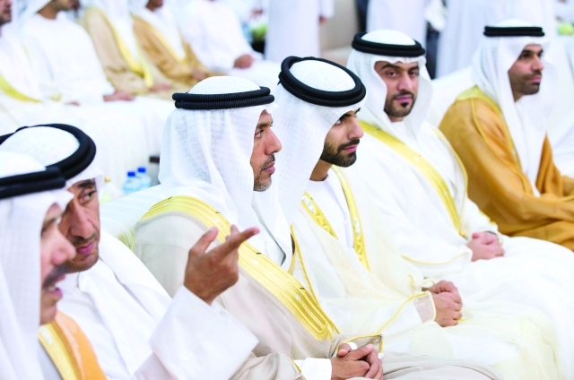 "منصور بن محمد وسعيد بن مكتوم وأحمد بن طحنون ومصبح الفتان"