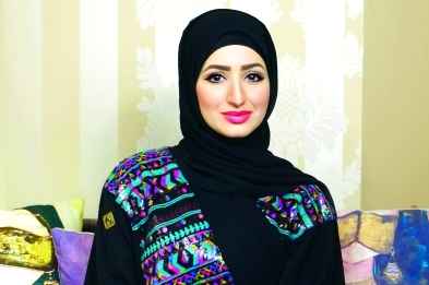 مظهر المذيعات  .. أناقة تحت حراسة مشددة