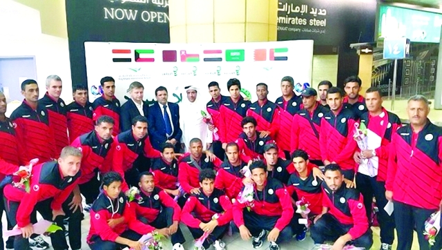"المنتخب اليمني لحظة وصوله إلى الرياض \t البيان"