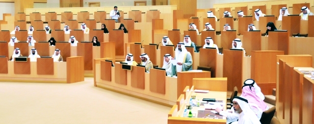 "خلال اجتماع المجلس الوطني وتوجيه الأسئلة"