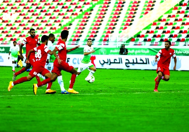 "الإمارات والفجيرة حبايب في كاس الخليج تصوير - محمد حنيف"