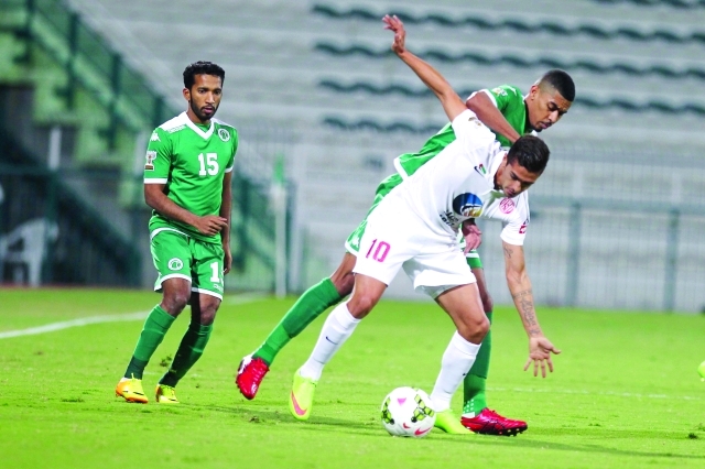 "الشباب يتخطى الجزيرة في الكاس البيان"