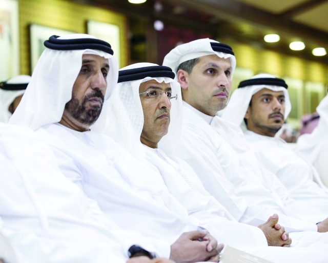 "سلطان بن طحنون ومغير الخييلي وخلدون المبارك"
