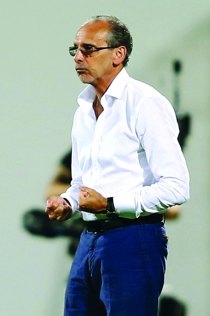 "جورفان فييرا مدرب المنتخب الكويتي \t البيان"