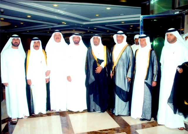 "محمد الشيباني وعبدالجبار الصايغ وعلي الشعفار وقاسم المرشدي وإبراهيم الفردان وعلي الفردان ووالد العريس وعدد من الضيوف"