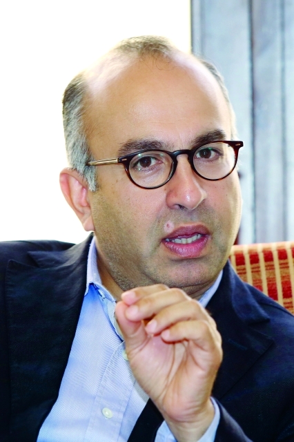 "شيراز علي باي"