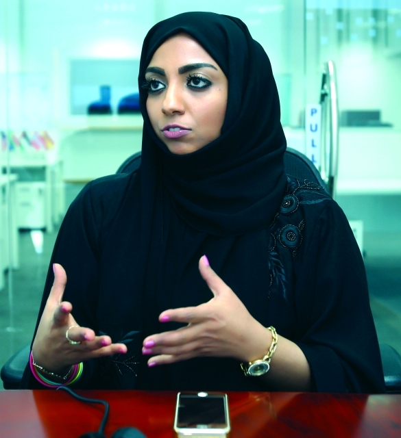 "أماني الهاجري: التزمت بالحضور إلى الفصل رغم ذهابي إلى العمرة وأميركا"