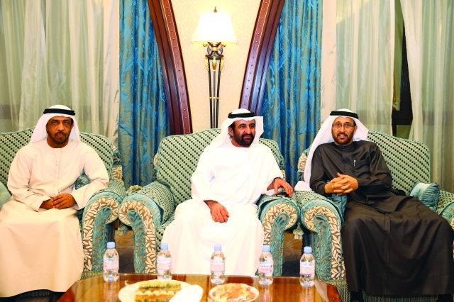 "سفيرنا في المملكة العربية السعودية مع يوسف السركال وعبيد الشامسي"