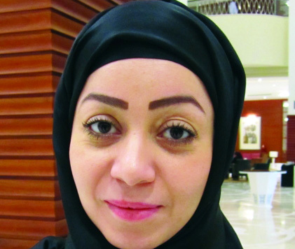 "عائشة العاجل: أكثر من مجرد أوراق بحثية والمجتمع واعٍ  لما يجري"