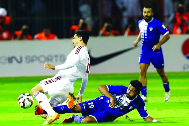 "من مباراة الإمارات والكويت تصوير- خالد نوفل"